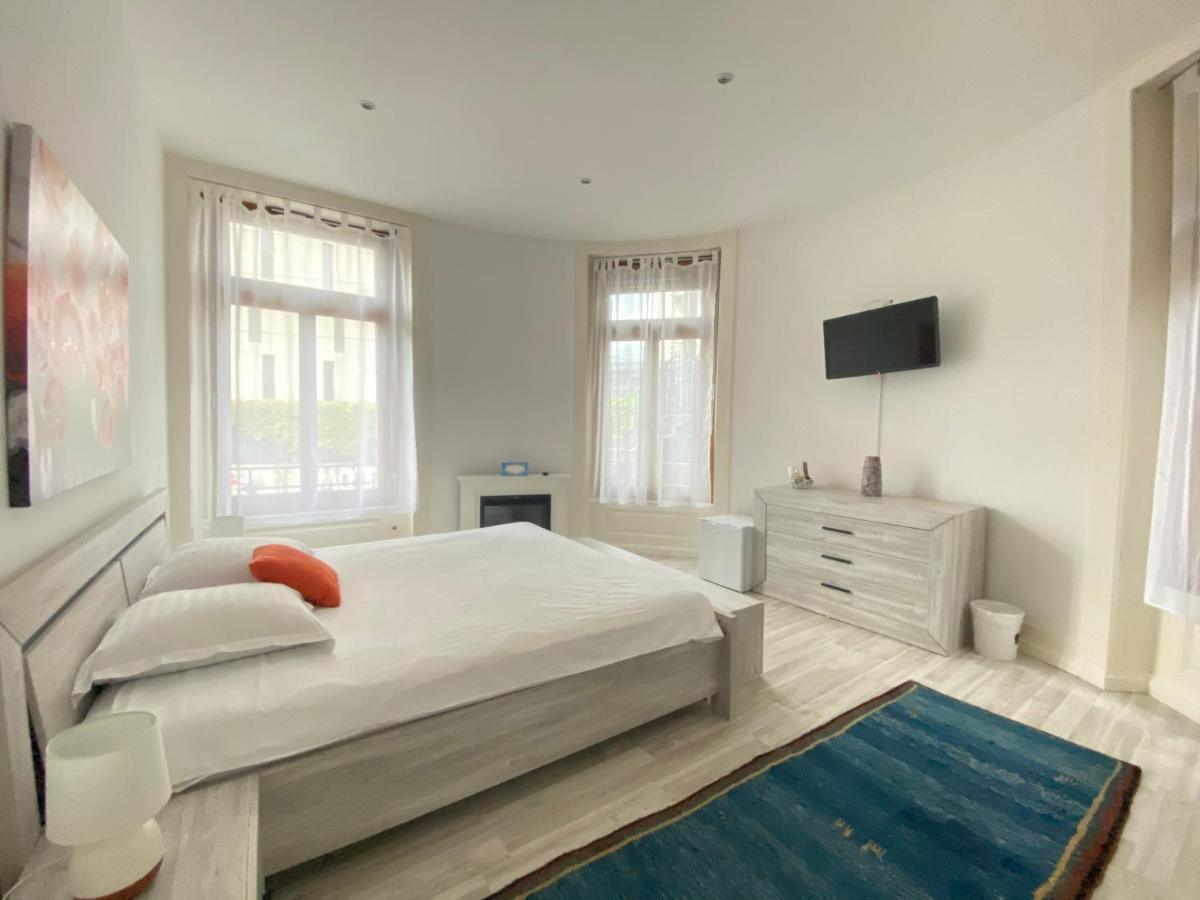 B&B Guest House Du Lac มงเทรอซ์ ภายนอก รูปภาพ