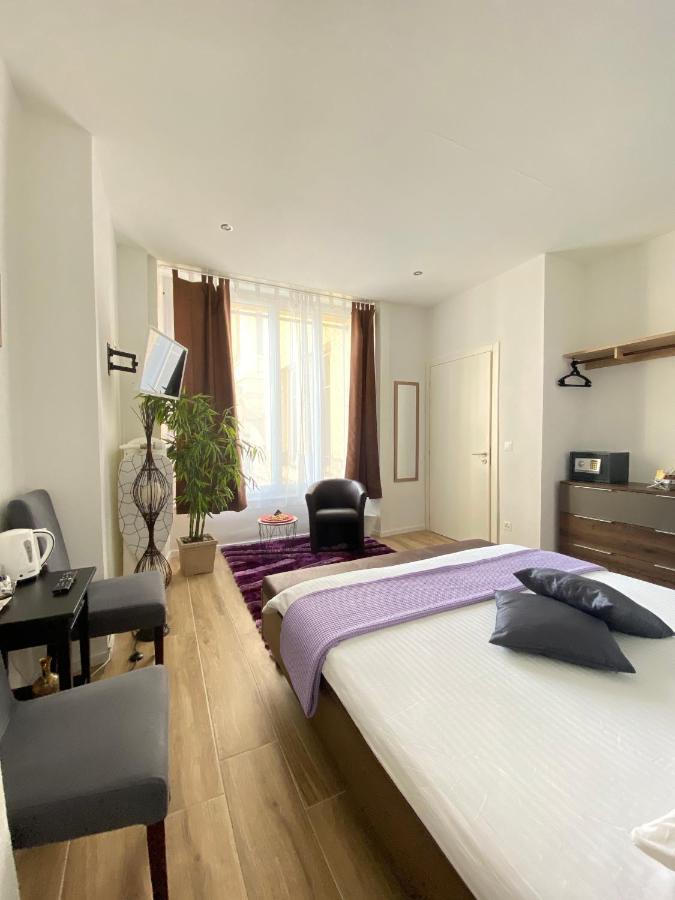 B&B Guest House Du Lac มงเทรอซ์ ภายนอก รูปภาพ